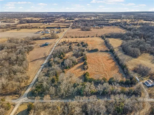 $270,000 | 10155 Liv 233, Chillicothe, MO 64601