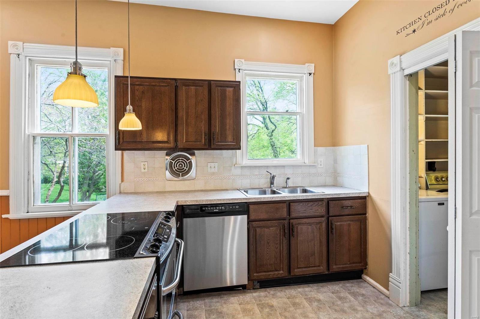 108 Jefferson Road St. Louis, MO 63119 - Photo 22 of 58 Gallery Image 22