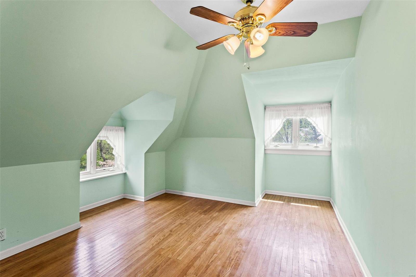 108 Jefferson Road St. Louis, MO 63119 - Photo 42 of 58 Gallery Image 42