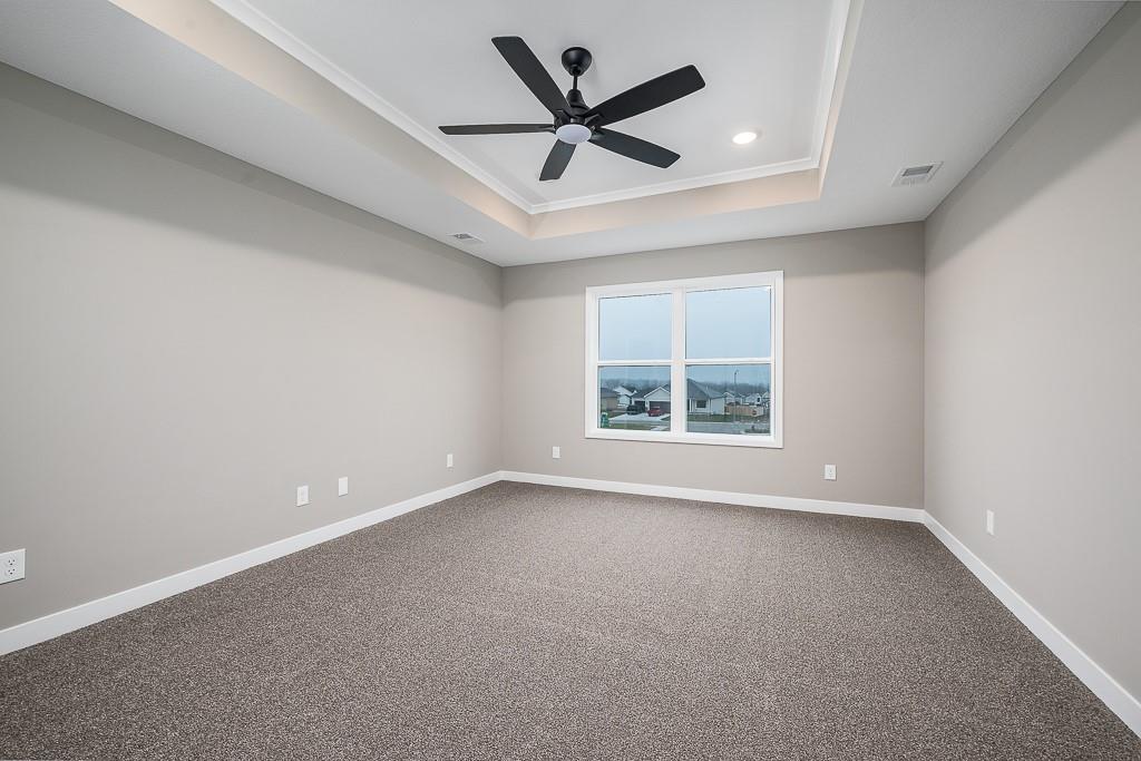 931 168th Street Basehor, KS 66007 - Photo 12 of 25