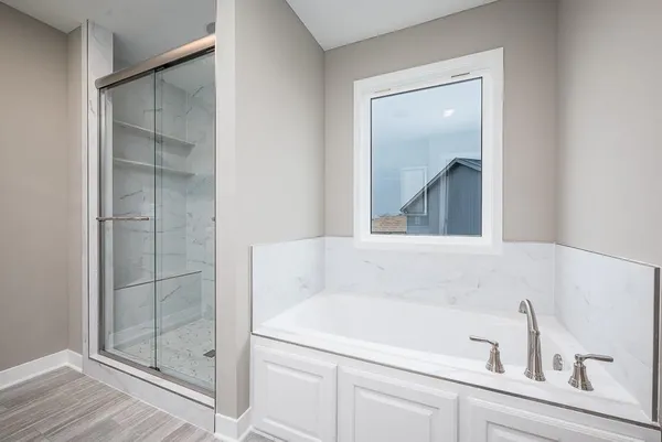 $429,950 | 931 168th Street, Basehor, KS 66007