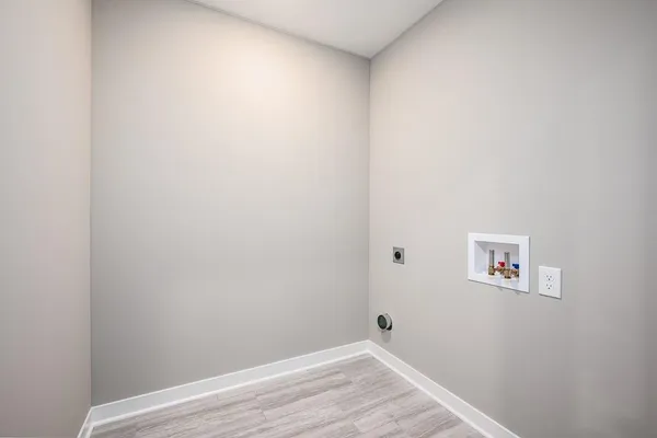 $429,950 | 931 168th Street, Basehor, KS 66007
