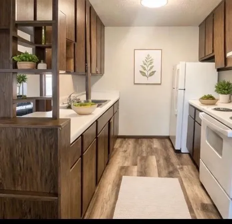 $925 | 311 West Bert Street, Unit 22, Lake Crystal, MN 56055