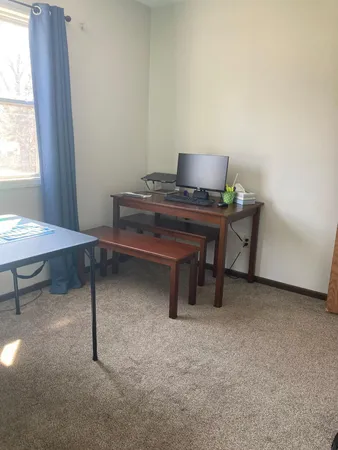 $925 | 311 West Bert Street, Unit 22, Lake Crystal, MN 56055