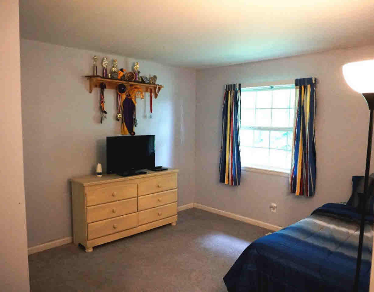 12185 Seymour Road Gaines, MI 48436 - Photo 26 of 32 21320274-25.JPG