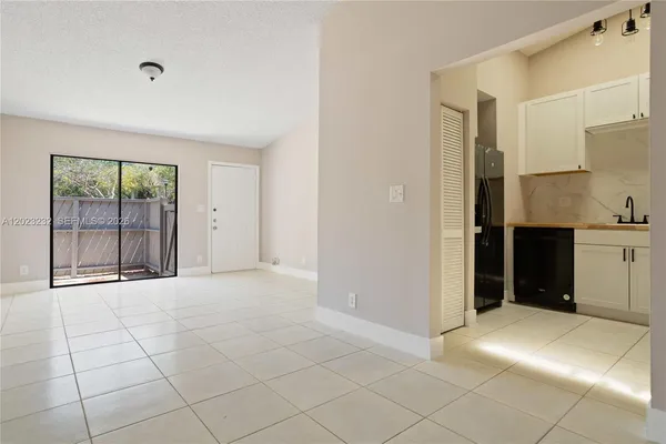 $2,500 | 3633 Northwest 99th Terrace, Unit 7B, Sunrise, FL 33351