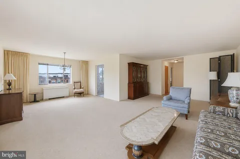 $485,000 | 5301 Westbard Circle, Unit 334, Bethesda, MD 20816
