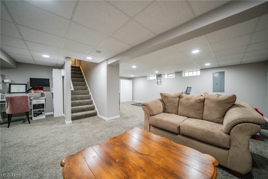 2130 Marshfield Road Cleveland, OH 44124 - Photo 24 of 35