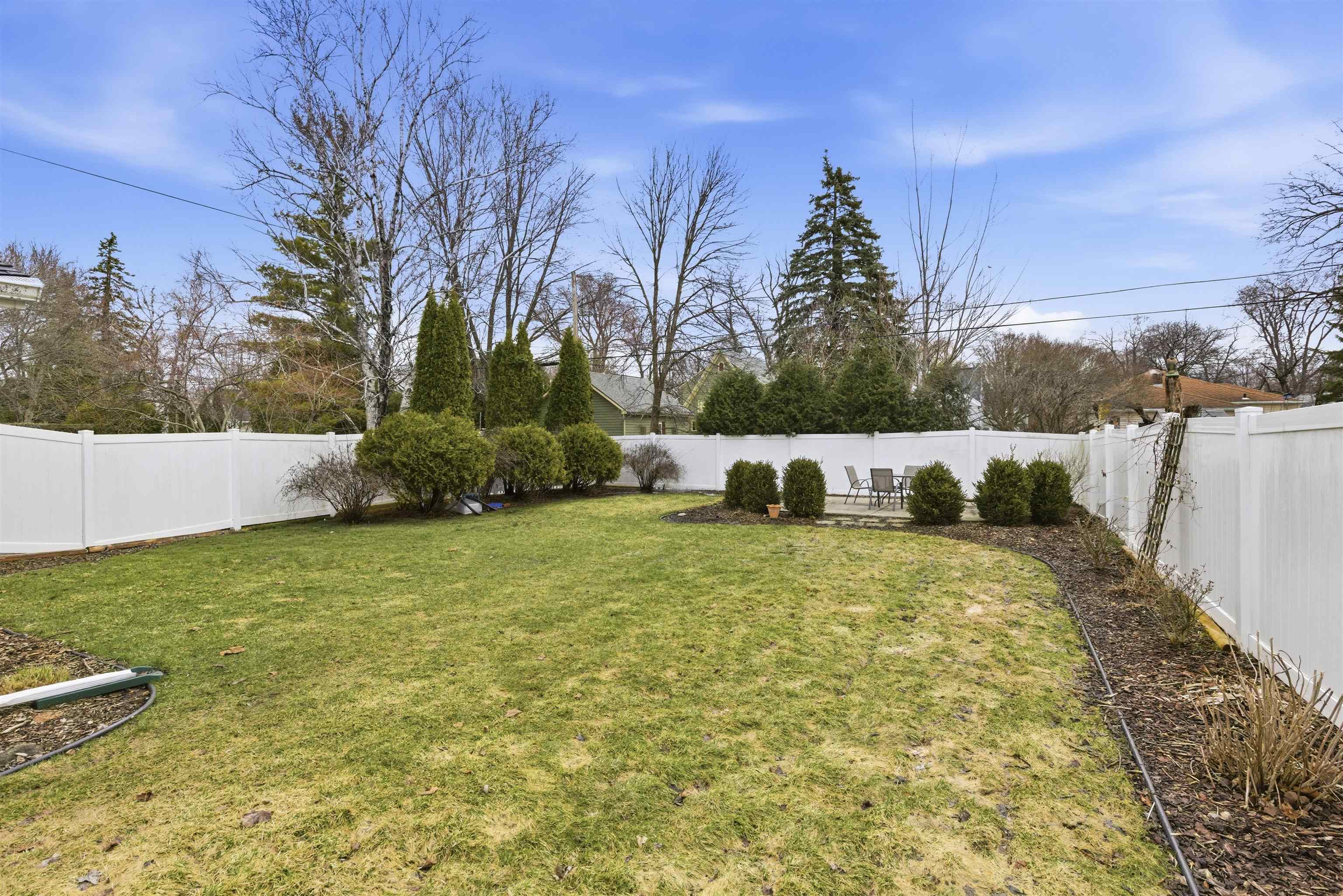 1820 North Superior Street Appleton, WI 54911 - Photo 30 of 31