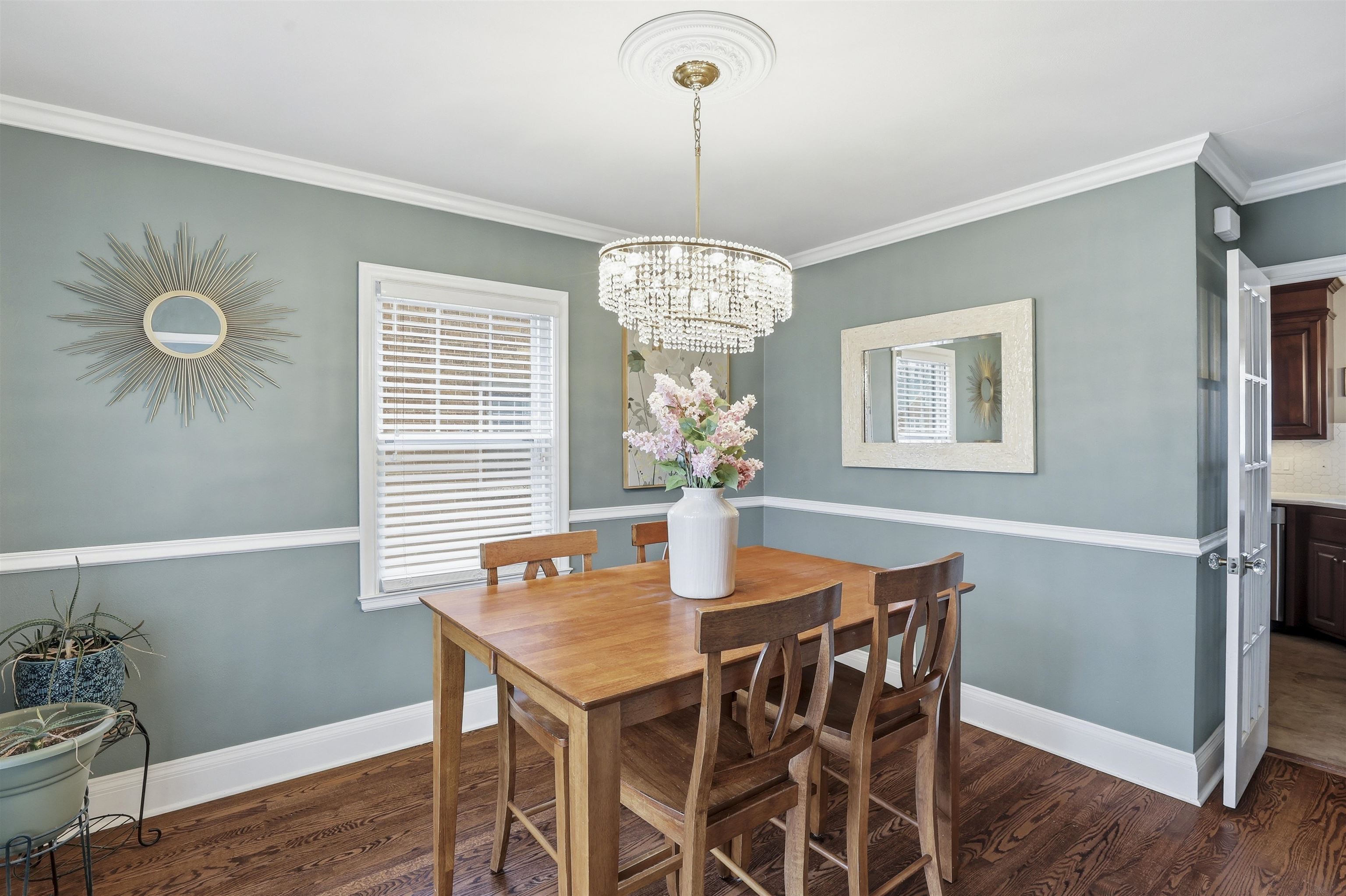 1820 North Superior Street Appleton, WI 54911 - Photo 7 of 31