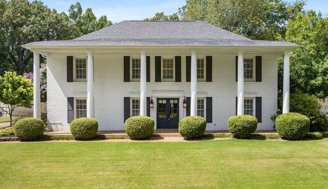 $600,000 | 2027 Old Lake Pike, Memphis, TN 38119