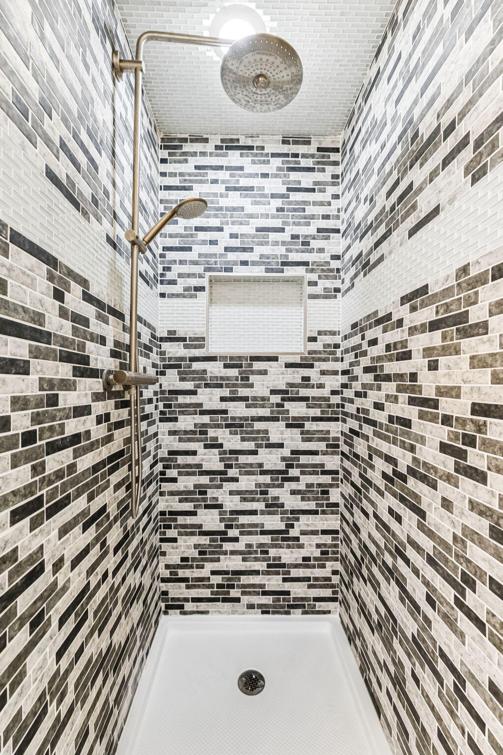 2931 Gold Point Circle South Hixson, TN 37343 - Photo 40 of 90 50-2931 Gold Point Cir S TN 37343 - 063