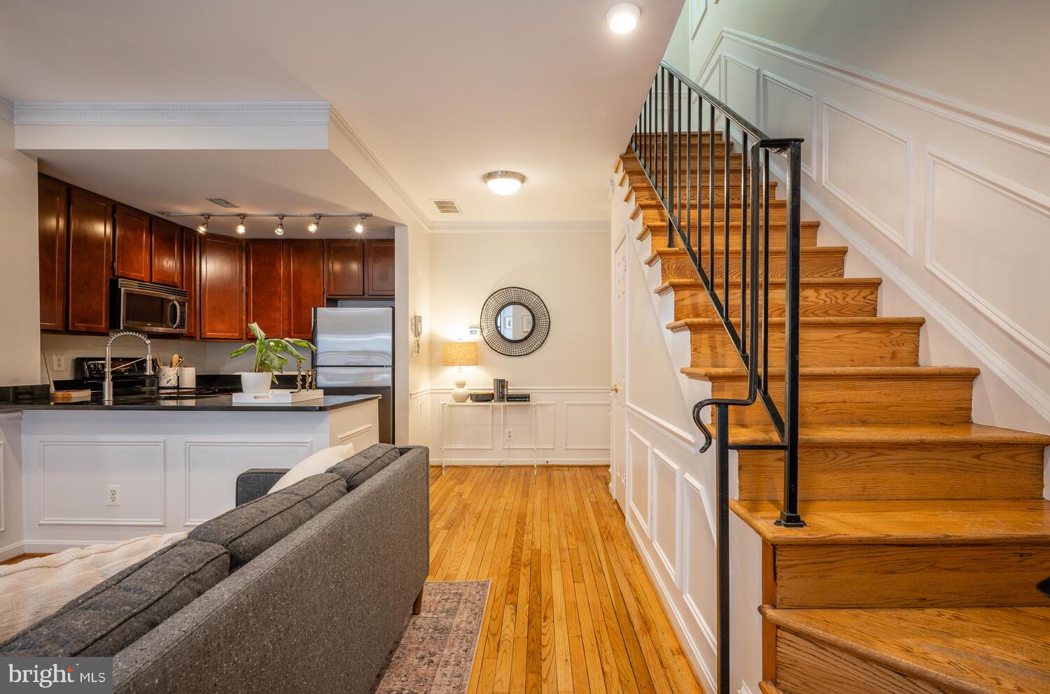 1207 N Street Northwest, Unit E Washington, DC 20005 - Photo 6 of 16