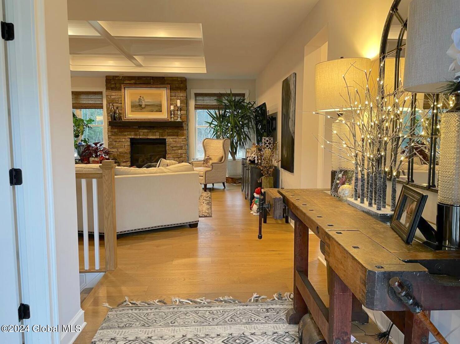 25 Berkeley Way Wilton, NY 12866 - Photo 2 of 20 Foyer