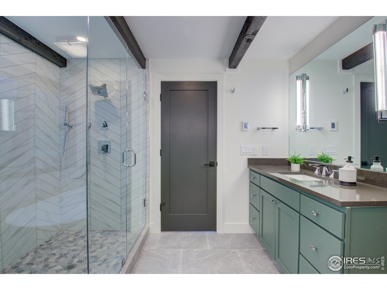 159 Alpine Way Boulder, CO 80304 - Photo 26 of 40 All new solid core interior doors and trim