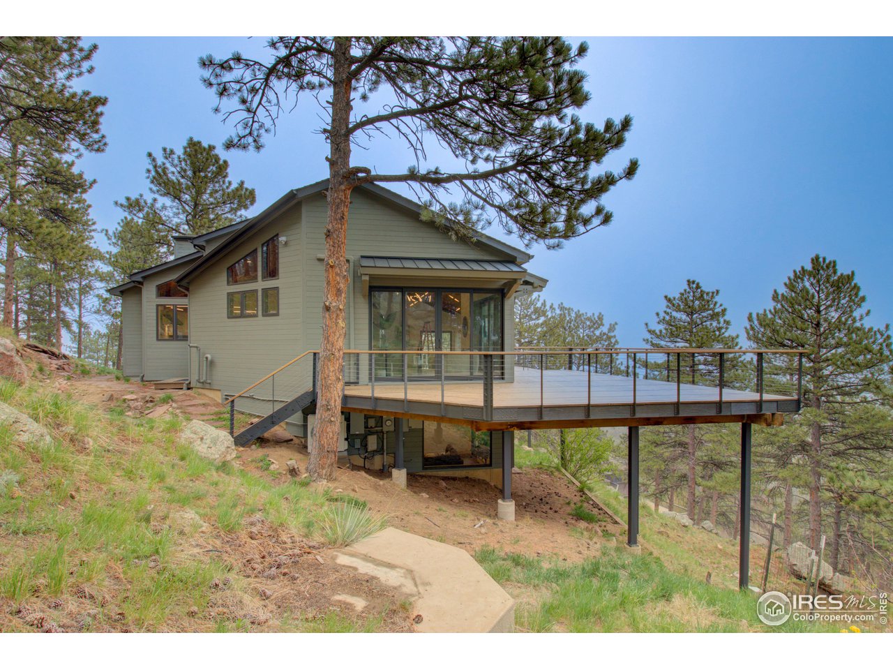 159 Alpine Way Boulder, CO 80304 - Photo 3 of 40 Over 1100SF of decks