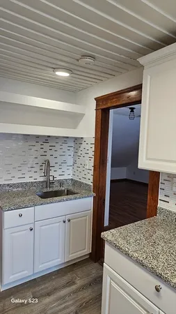 $1,595 | 17 Cleveland Avenue, Unit 3, Worcester, MA 01603
