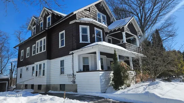$1,595 | 17 Cleveland Avenue, Unit 3, Worcester, MA 01603
