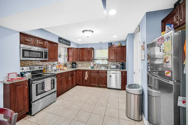 $240,000 | 14915 Grant Street, Dolton, IL 60419