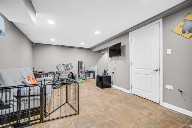 $240,000 | 14915 Grant Street, Dolton, IL 60419