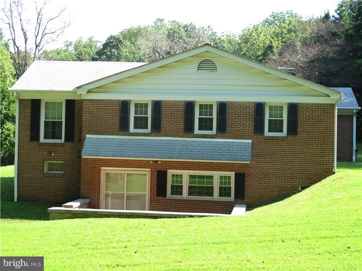 149 Springton Lake Road Media, PA 19063 - Photo 14 of 23 Exterior Back