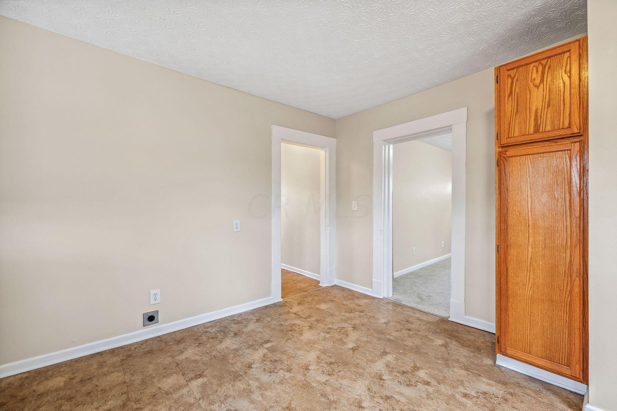 240 Delray Road Columbus, OH 43207 - Photo 13 of 28 46-web-or-mls-240-delray-rd