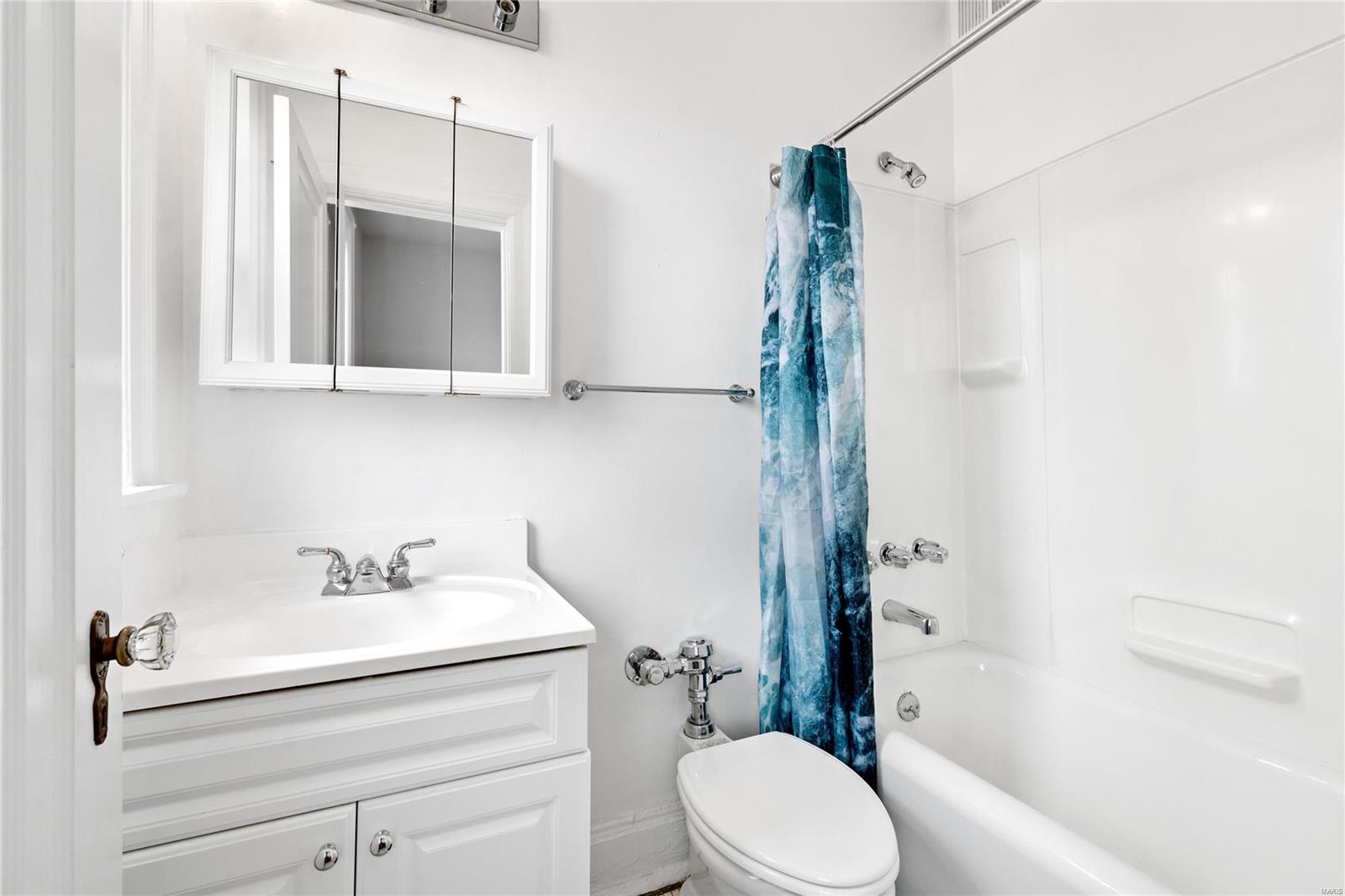 7525 Buckingham Drive, Unit 3S St. Louis, MO 63105 - Photo 14 of 28