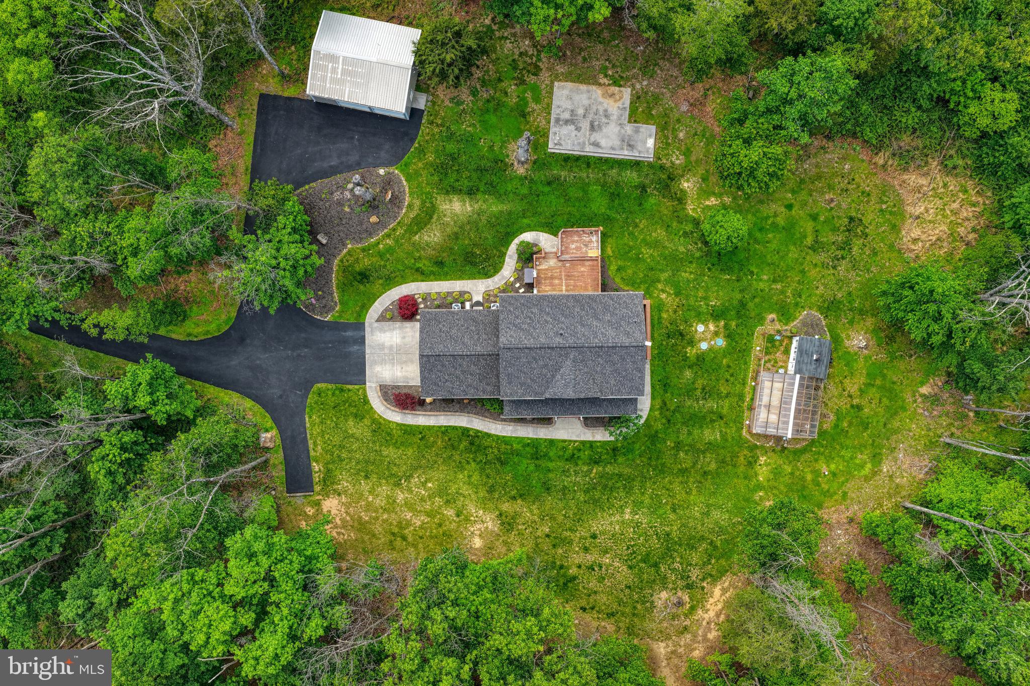 220 Oates Road Star Tannery, VA 22654 - Photo 3 of 78