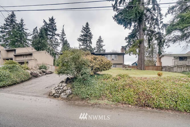 18324 Baldwin Road Bothell, WA 98012 - Photo 29 of 33