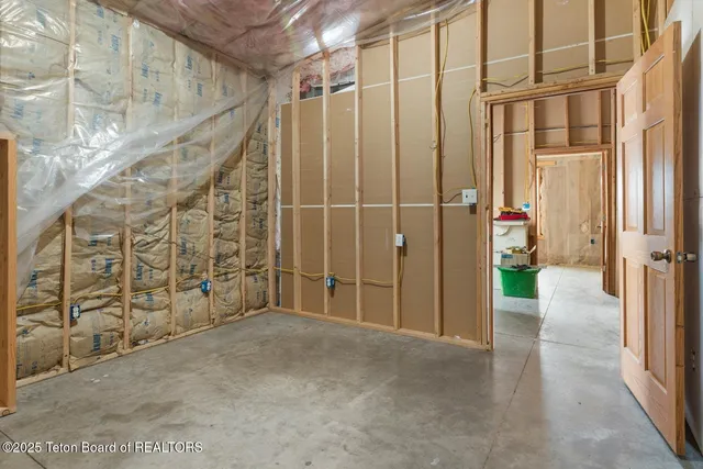 $350,000 | 4 Gary Lane, Pinedale, WY 82941