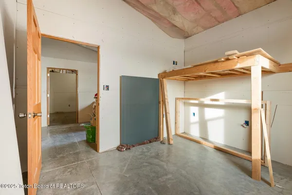 $350,000 | 4 Gary Lane, Pinedale, WY 82941