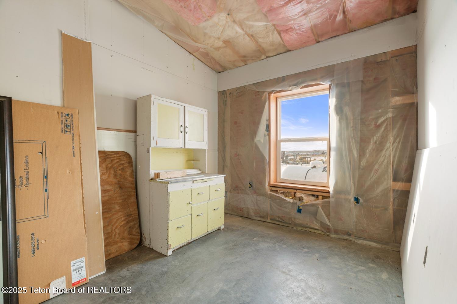 4 Gary Lane Pinedale, WY 82941 - Photo 20 of 41 4 Gary Ln-2092 1