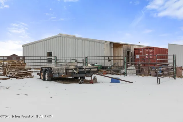 $350,000 | 4 Gary Lane, Pinedale, WY 82941