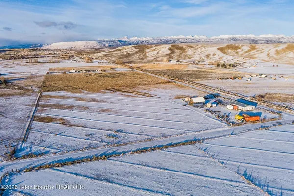 $350,000 | 4 Gary Lane, Pinedale, WY 82941