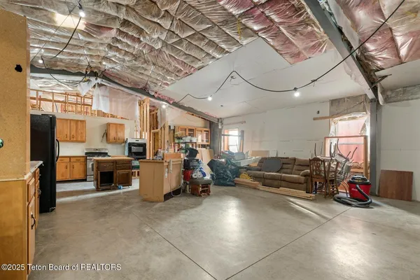 $350,000 | 4 Gary Lane, Pinedale, WY 82941