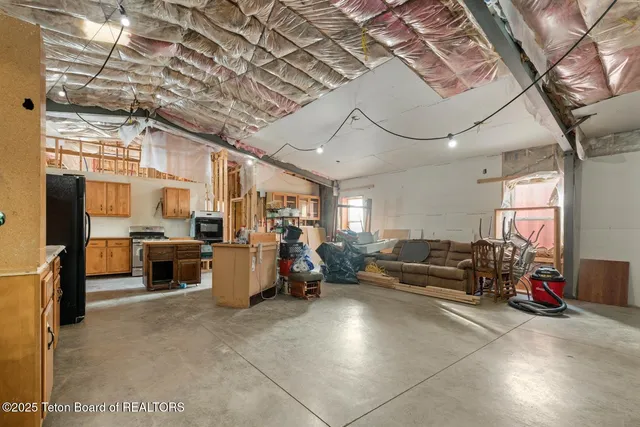 $350,000 | 4 Gary Lane, Pinedale, WY 82941