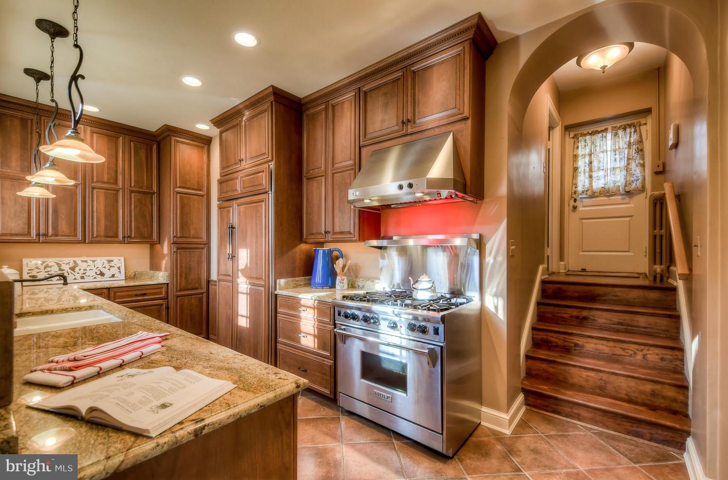 5204 Springlake Way Baltimore, MD 21212 - Photo 10 of 34 Gallery Image 10