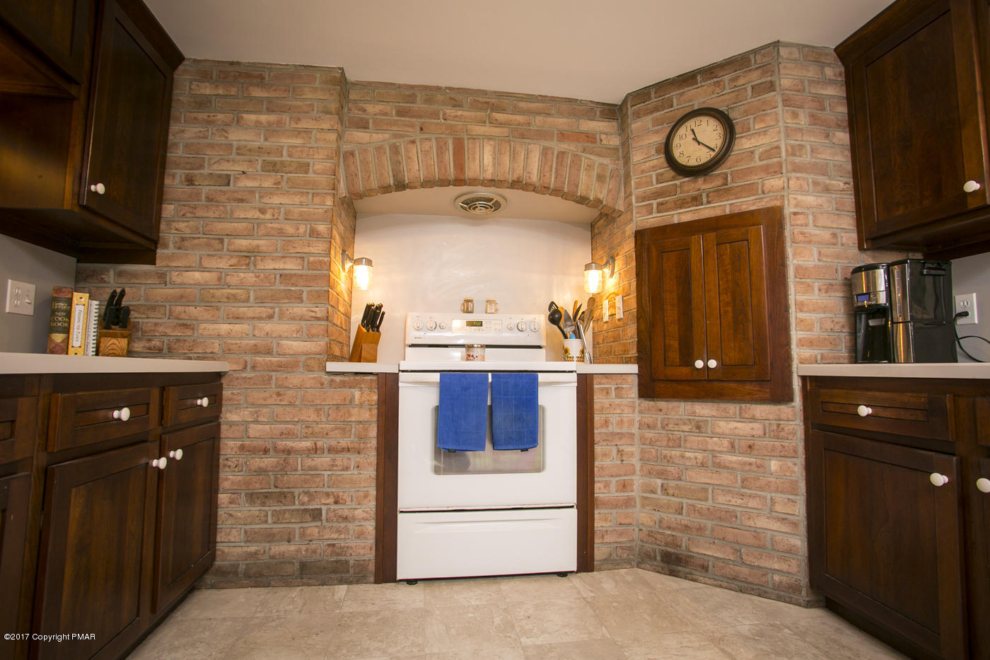 429 Upper Swiftwater Road Cresco, PA 18326 - Photo 8 of 50 a view of a hallway with entryway