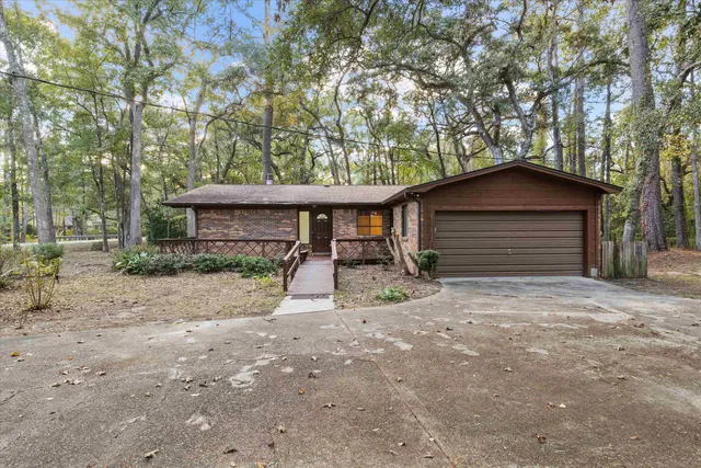 $365,000 | 3504 Whirlaway Trail, Tallahassee, FL 32309