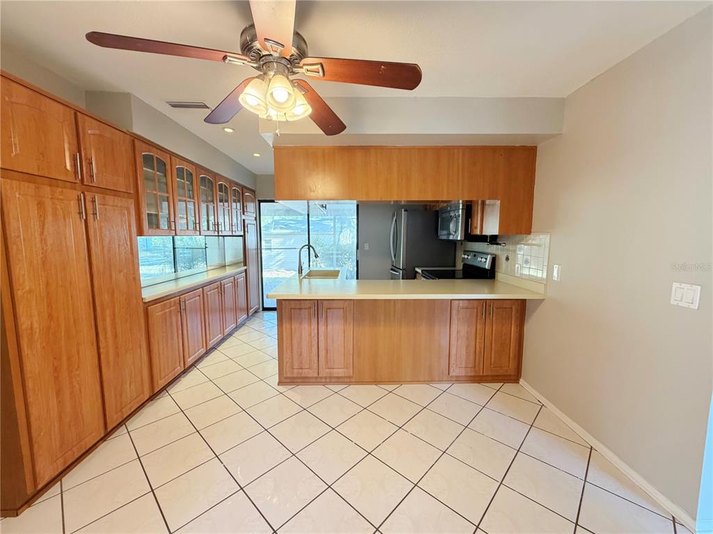 7172 Toucan Trail Spring Hill, FL 34606 - Photo 9 of 38