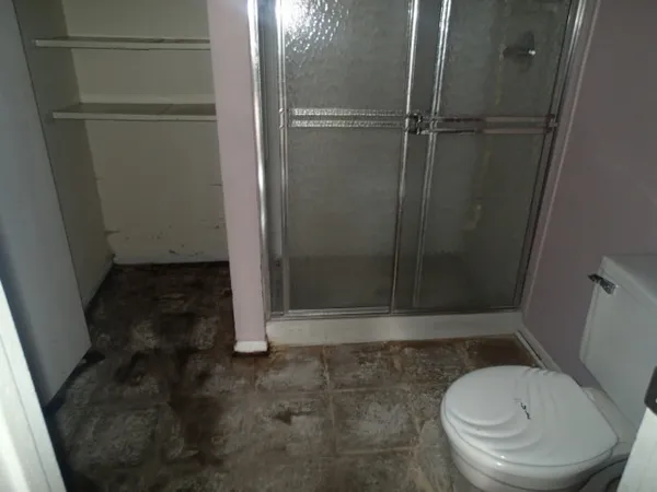 $189,900 | 9124 Clairmont Court, Unit 9124, Orland Park, IL 60462