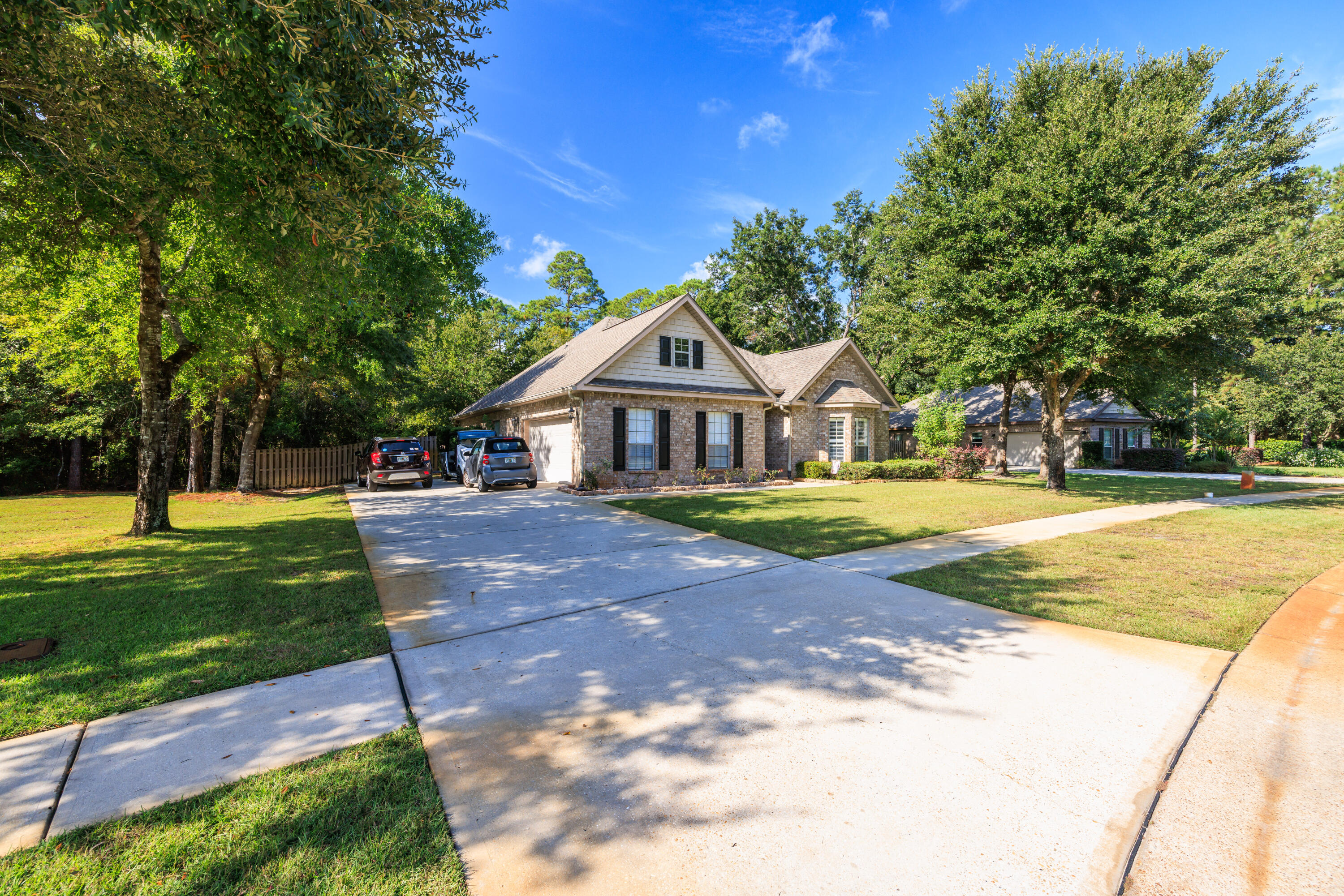 38 Camellia Court Freeport, FL 32439 - Photo 31 of 91 a front view of house with yard and green space
