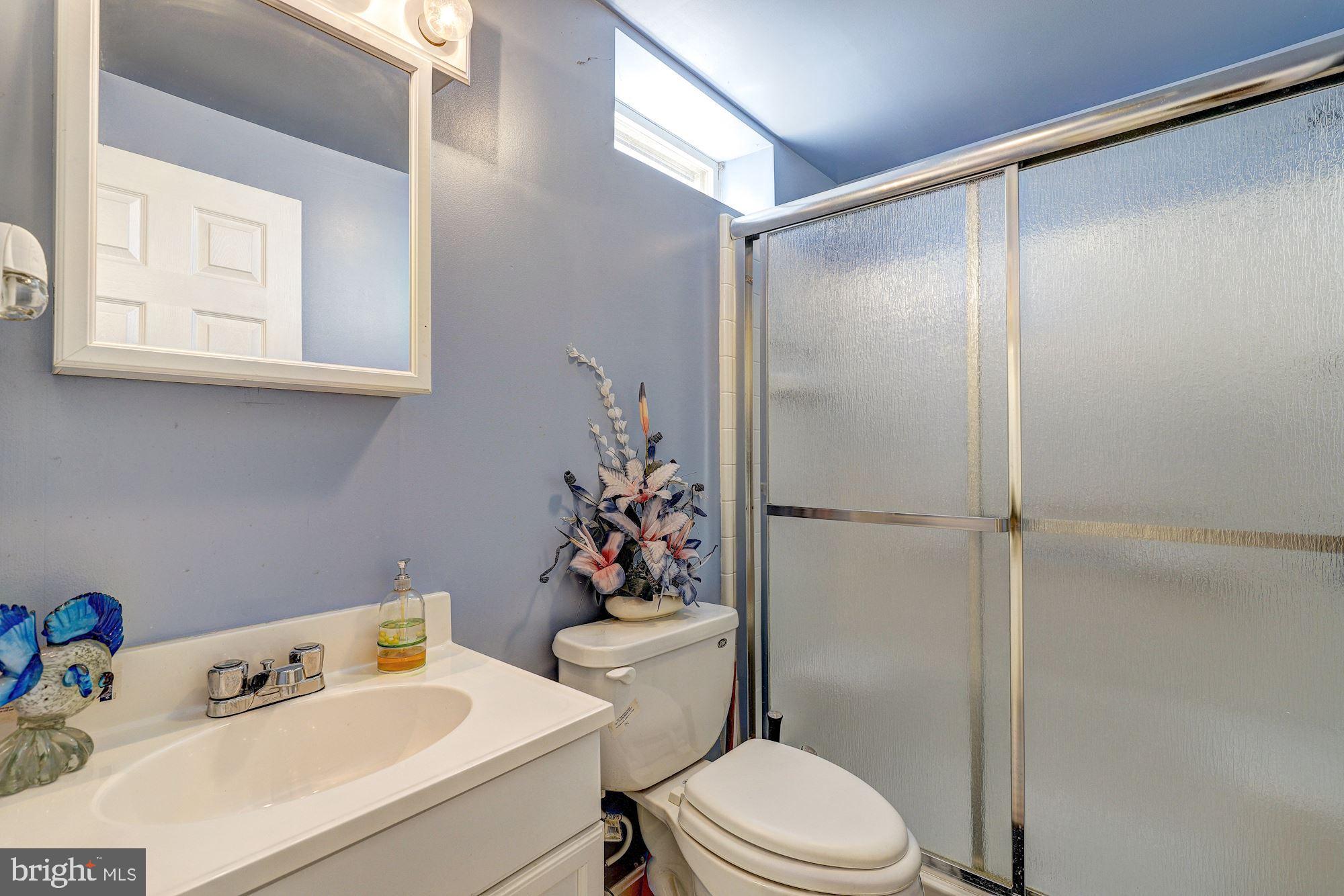 5622 Roundtree Lane Columbia, MD 21045 - Photo 33 of 41 Full Bath