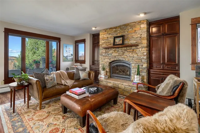 $1,550,000 | 1863 Clubhouse Drive, Unit 9, Steamboat Springs, CO 80487