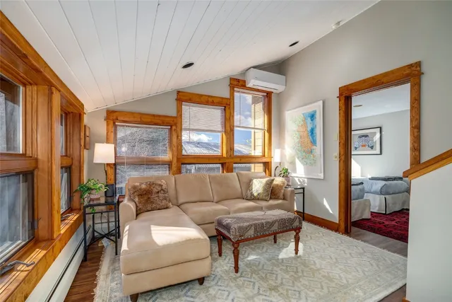 $1,550,000 | 1863 Clubhouse Drive, Unit 9, Steamboat Springs, CO 80487