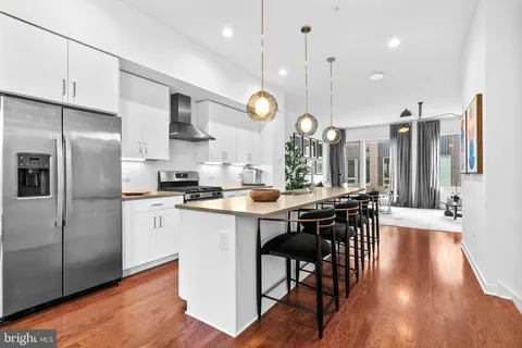 $5,600 | 3203 Sunrise Walk, Philadelphia, PA 19125