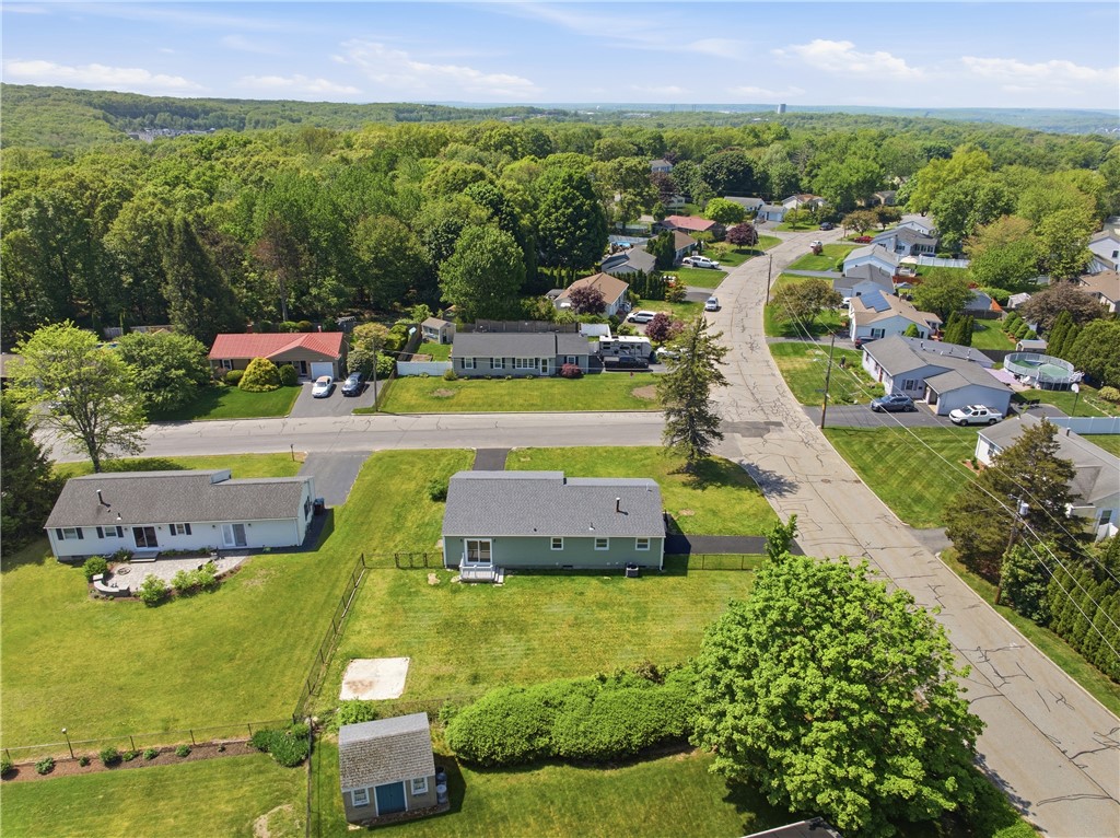 10 Wagon Wheel Lane Woonsocket, RI 02895 - Photo 15 of 50
