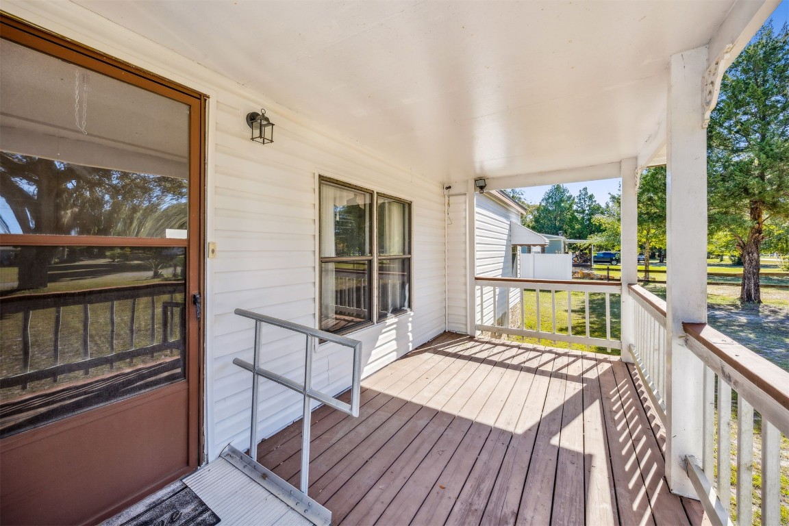 85256 Stephen Road Yulee, FL 32097 - Photo 4 of 40 a view of deck with patio