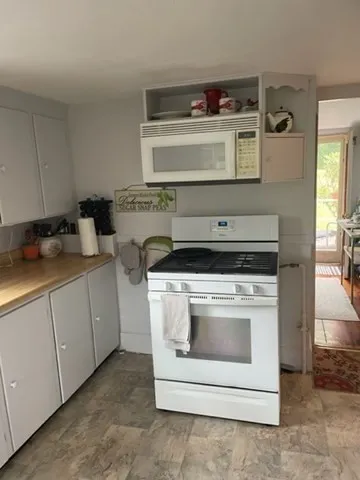 a view of front door