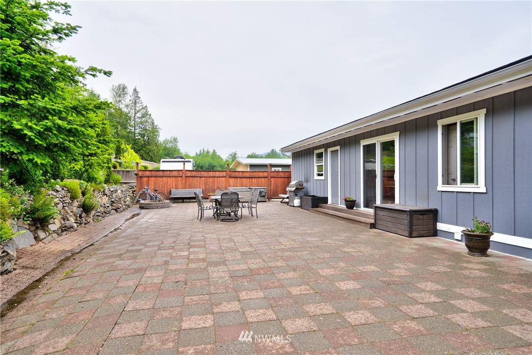 11273 Morford Road Sedro-Woolley, WA 98284 - Photo 4 of 34 Gallery Image 4